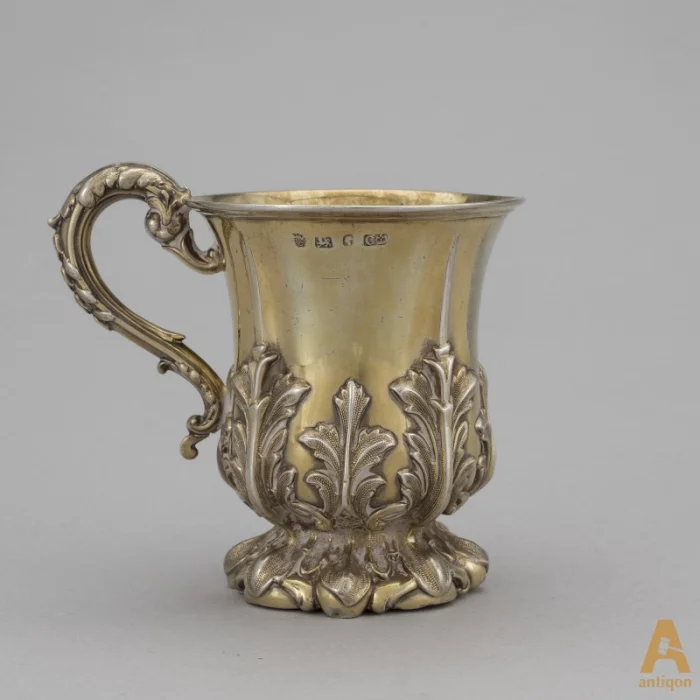 Silver tea cup. HENY WILKINSON