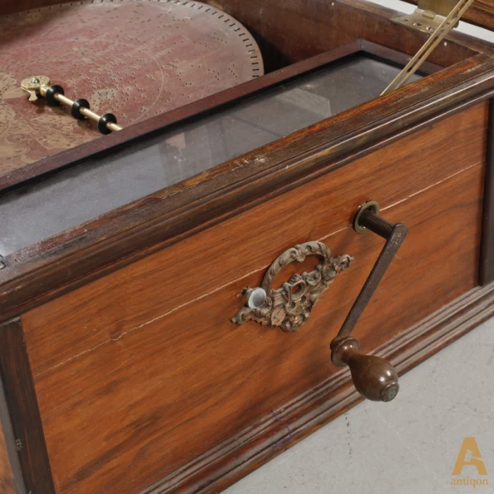 Music Box 