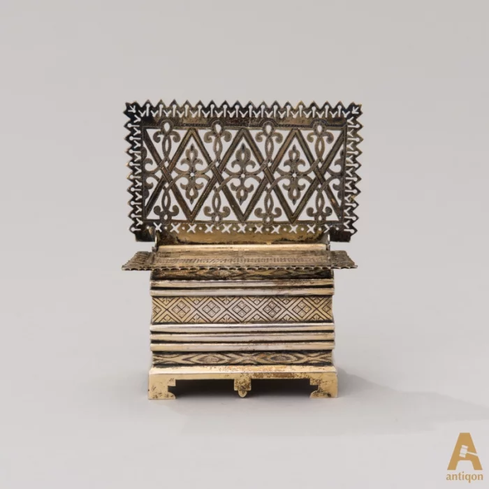 Silver saltcellar 