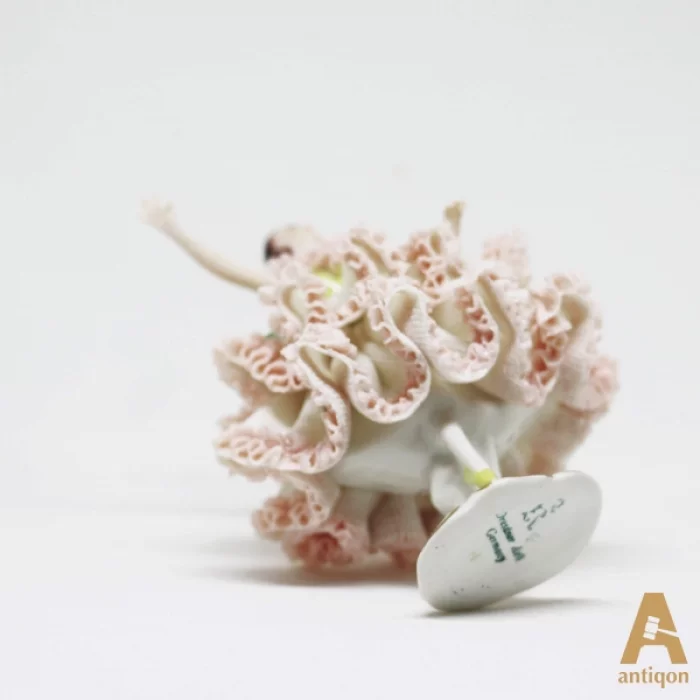 Figurine en porcelaine 