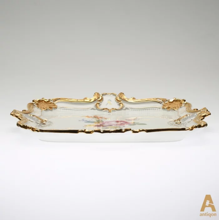 Porcelain tray. Meissen