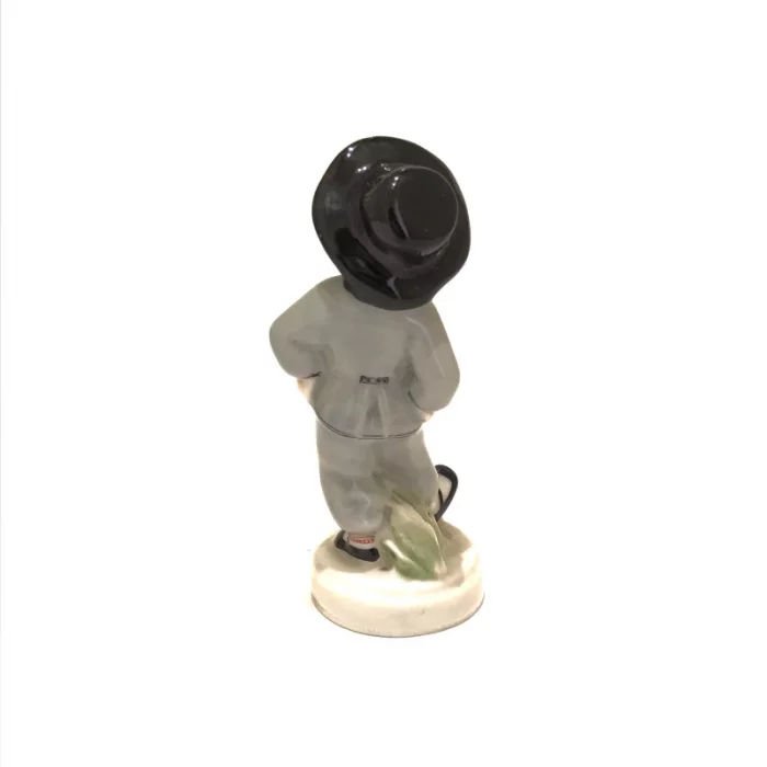 Porcelain group 