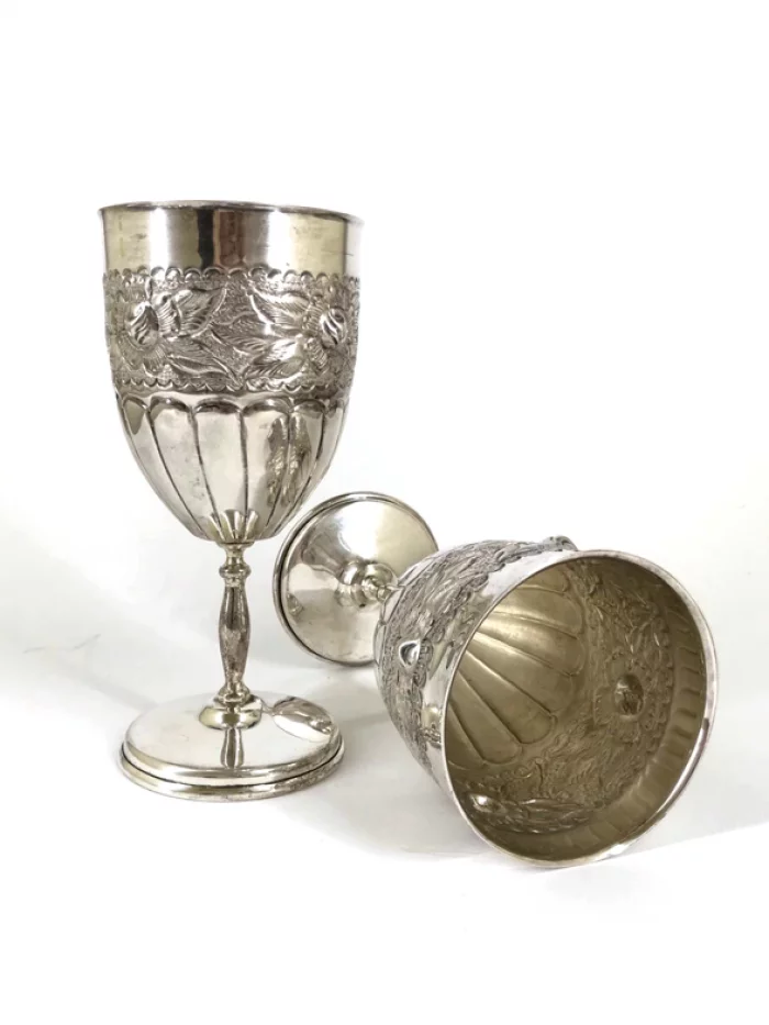 Deux coupes en argent