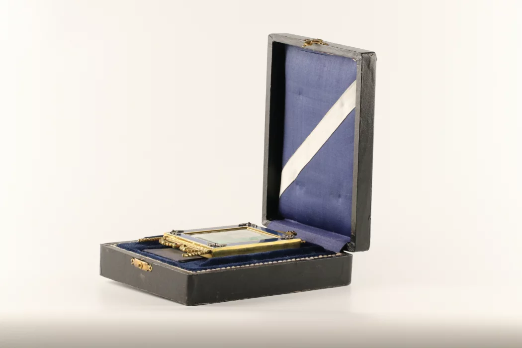 Photo frame  in the style of Karl Faberge