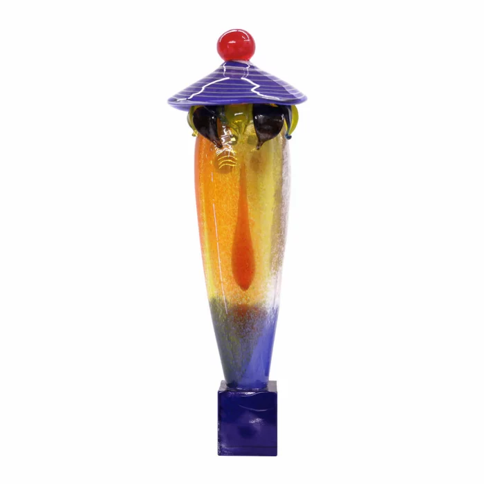 SCULPTURE DAUTEUR EN VERRE COLORÉ « MARIN ». ANATOLI GRICHTCHENKO. RIGA, XXIe SIÈCLE