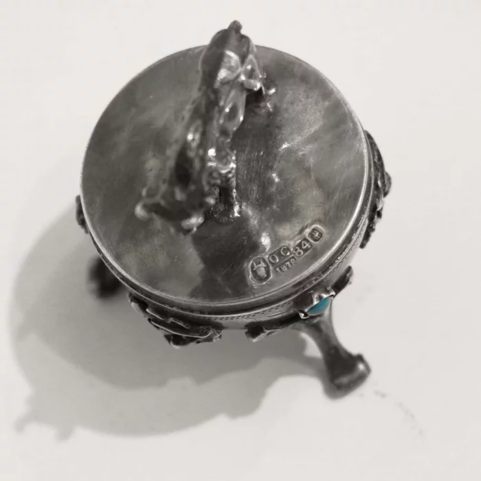 Silver egg 