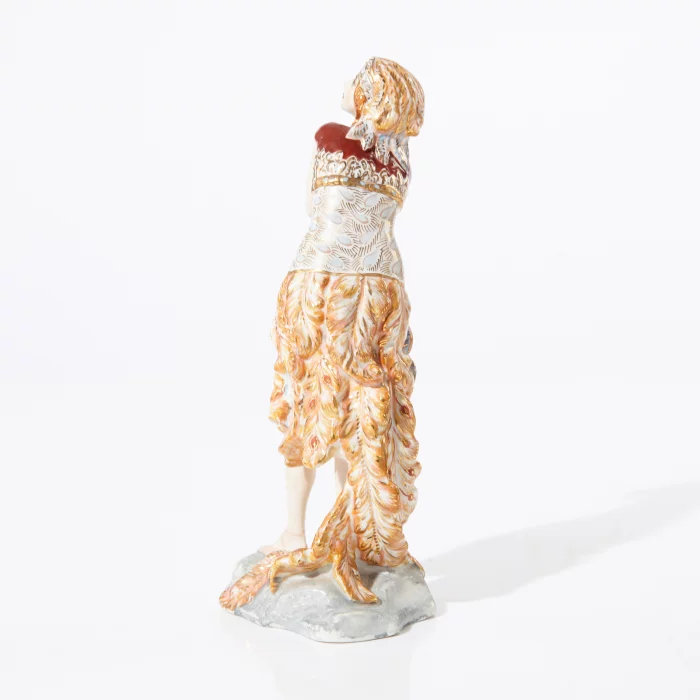Porcelain figurine 