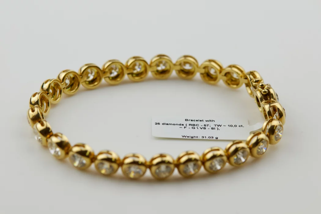 Bracelet en or avec diamants 