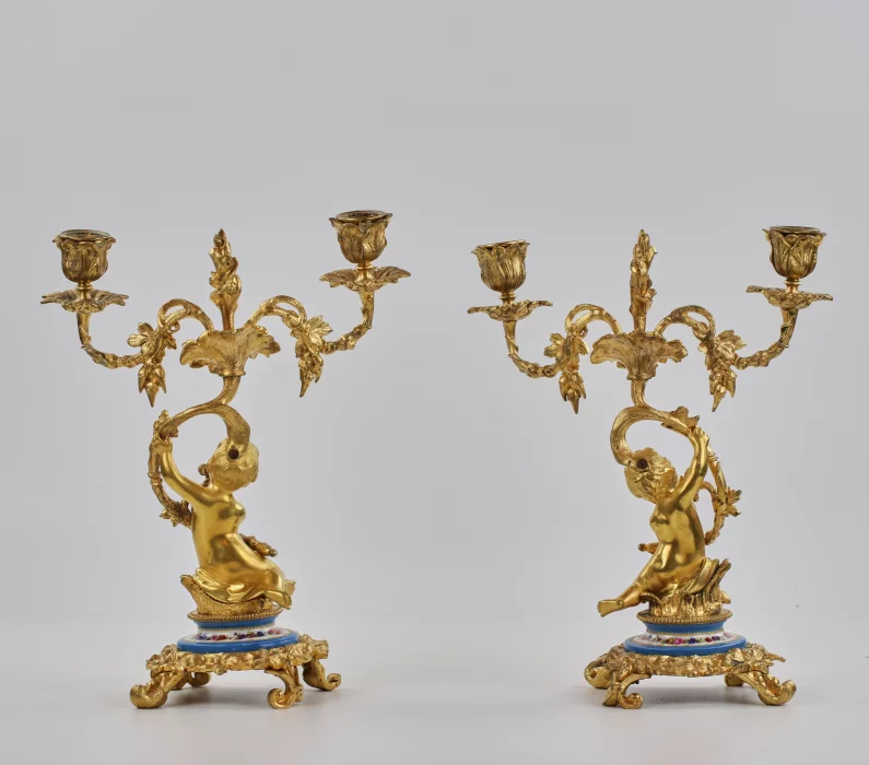 Pendule de cheminee Allegories de la peinture en bronze 