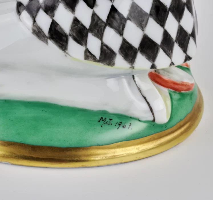 Figurine en porcelaine Pierrot. Hackefors