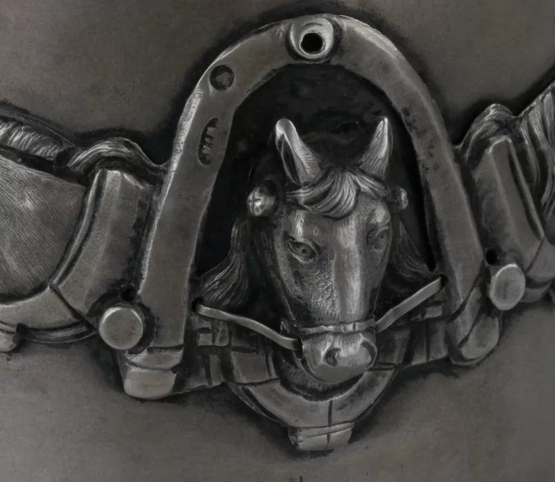 Porte-gobelet en argent Troika partenariat Khlebnikov IP, 
