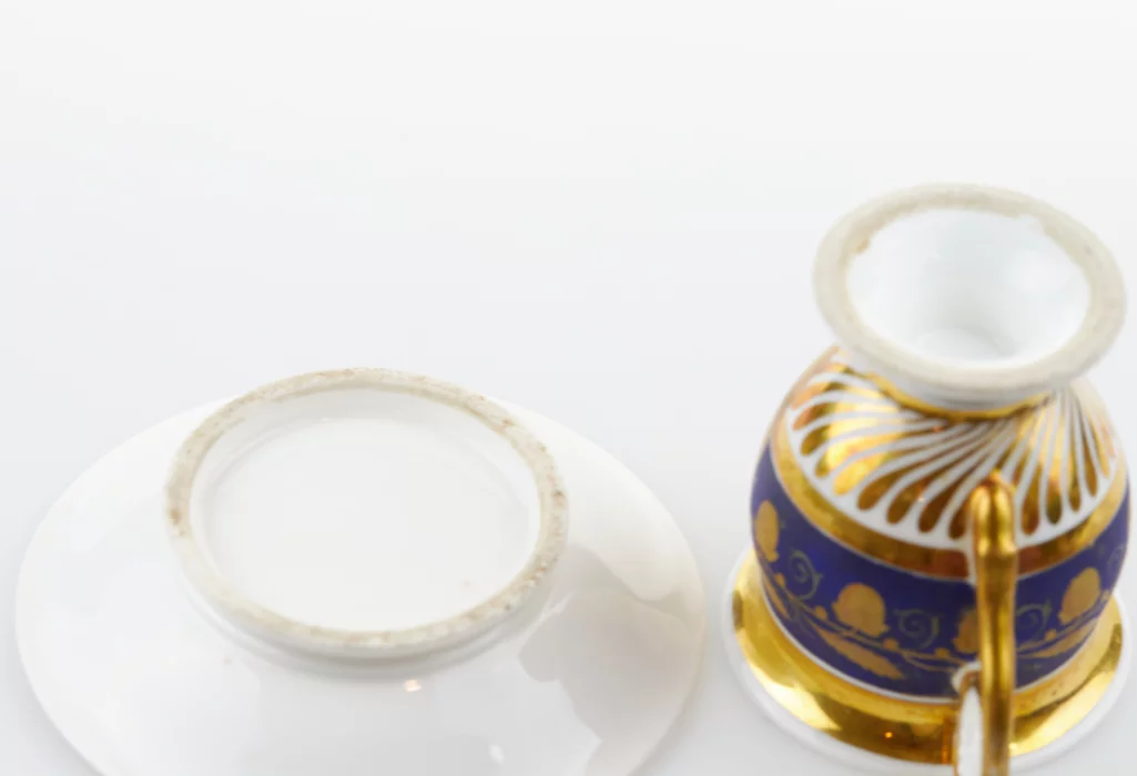Tasse à the et soucoupe