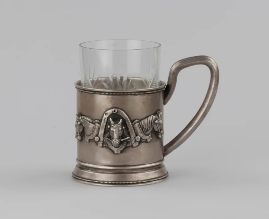 Porte-gobelet en argent Troika partenariat Khlebnikov IP, 
