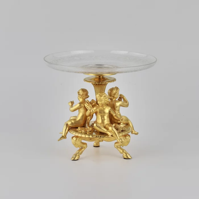 NAPOLEON III STYLE GILT BRONZE AND GLASS CENTREPIECE. ESCALIER DE CRISTAL, PARIS. FRANCE, SECOND HALF OF THE 19TH CENTURY