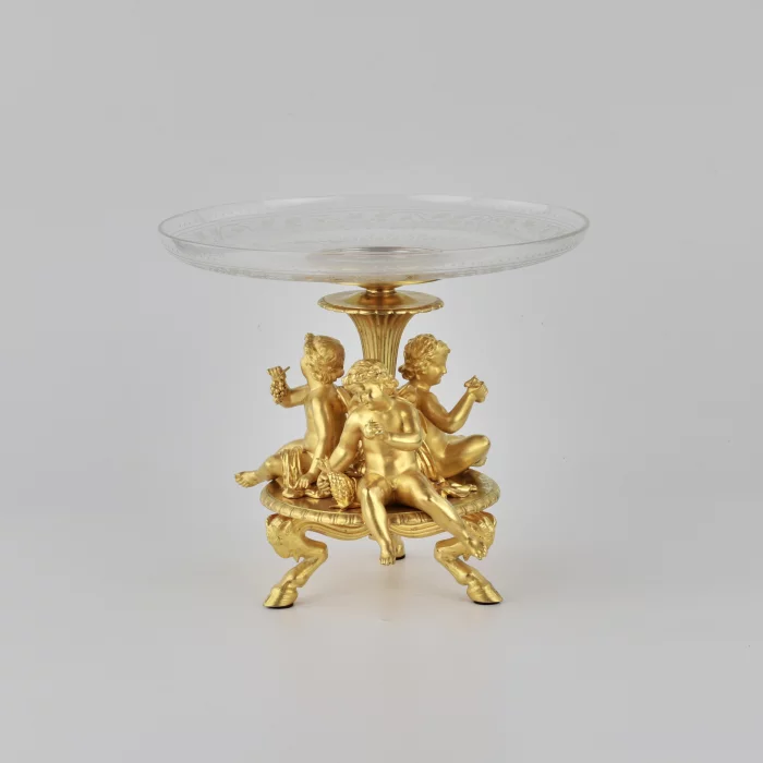 NAPOLEON III STYLE GILT BRONZE AND GLASS CENTREPIECE. ESCALIER DE CRISTAL, PARIS. FRANCE, SECOND HALF OF THE 19TH CENTURY