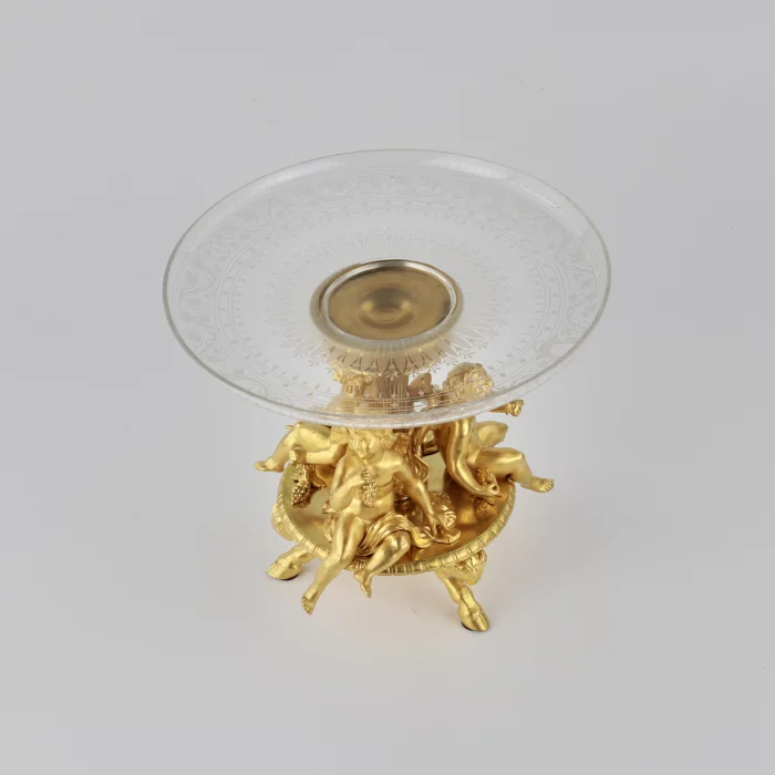 NAPOLEON III STYLE GILT BRONZE AND GLASS CENTREPIECE. ESCALIER DE CRISTAL, PARIS. FRANCE, SECOND HALF OF THE 19TH CENTURY