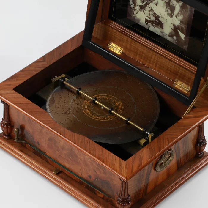 DISC MUSIC BOX. GERMANY, LATE 19TH CENTURY
