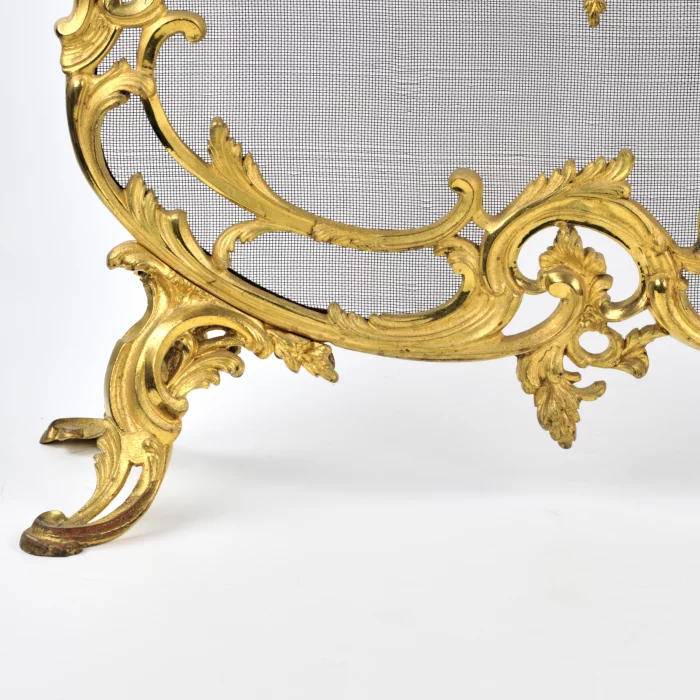 Fireplace screen. 