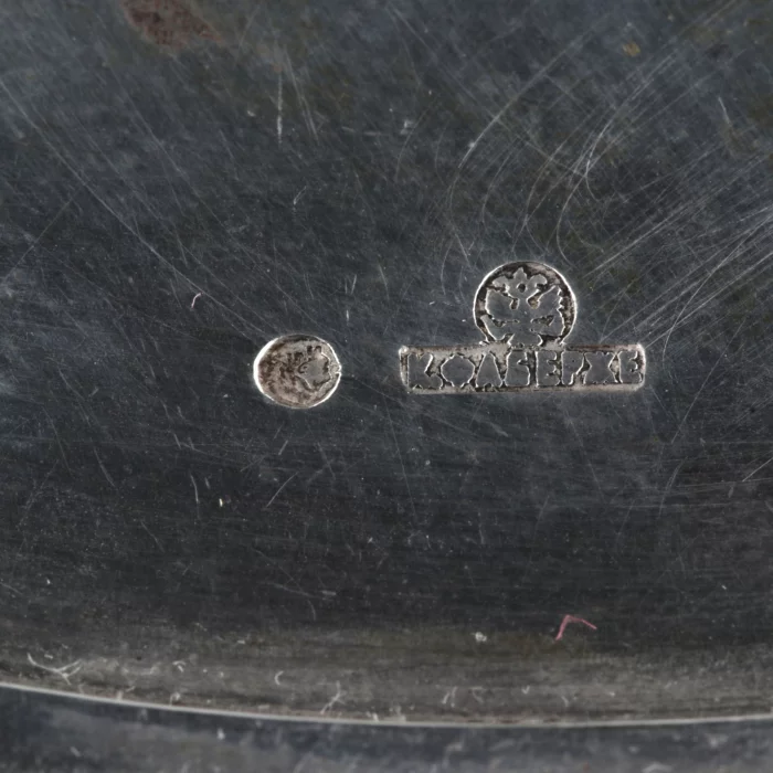 Sucrier Faberge en argent. 