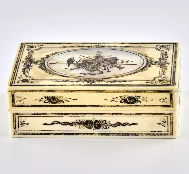 Ivory box with mother-of-pearl inlay. 