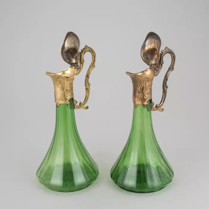 Pair of jugs in Art Nouveau style.