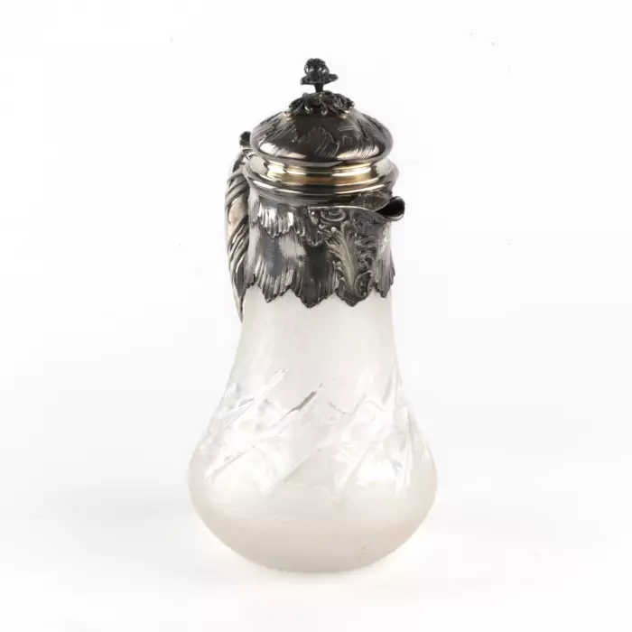 CARAFE À EAU EN ARGENT ET VERRE GRAVÉ. FRANCE. FIN DU XIXe SIÈCLE