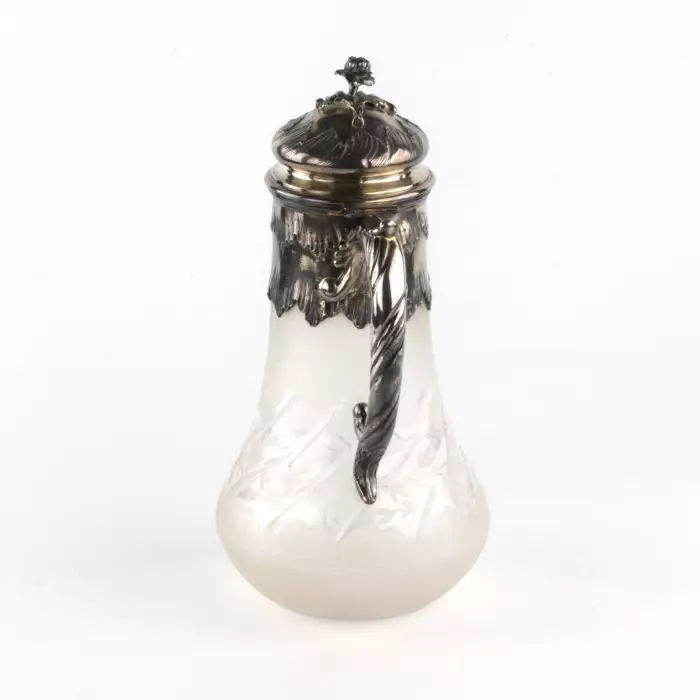 CARAFE À EAU EN ARGENT ET VERRE GRAVÉ. FRANCE. FIN DU XIXe SIÈCLE