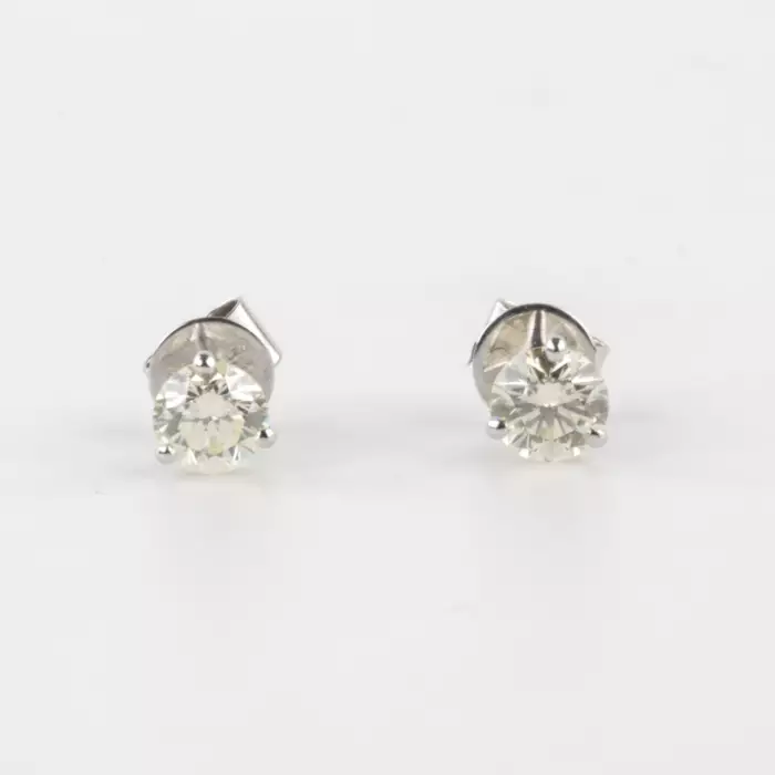 Boucles doreilles en or avec diamants. 1,26 ct. 