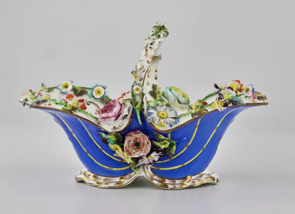 Porcelain basket with floral decor in Rococo style Europe, second half of the 19th century