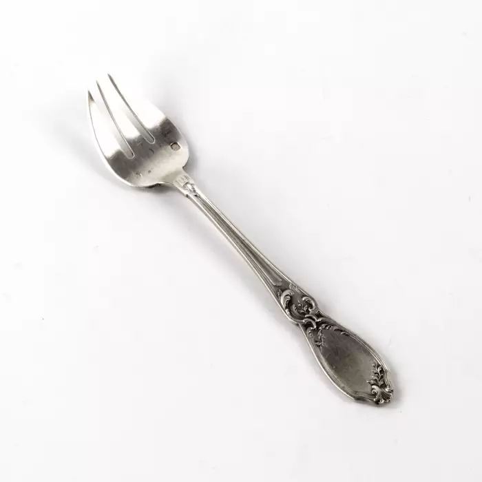 Set of six silver oyster forks. France. 