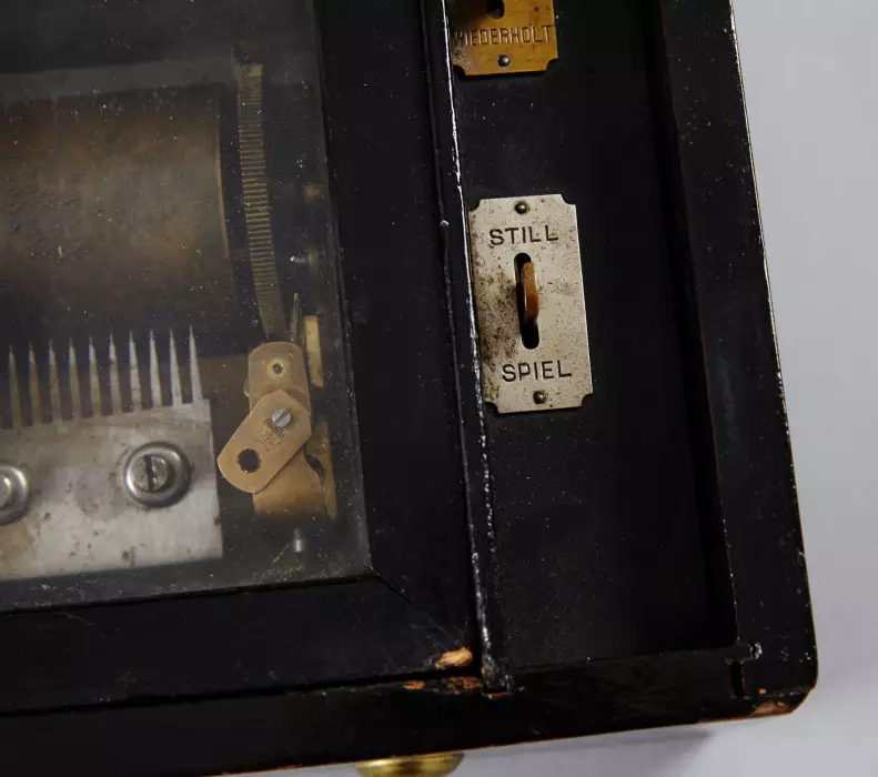 Music box,10 melodies