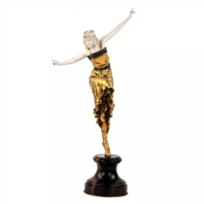 P. Philippe. Figure en bronze dune danseuse russe.