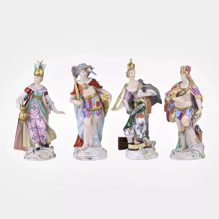 Groupe de porcelaine Continents. Sitzendorf. 