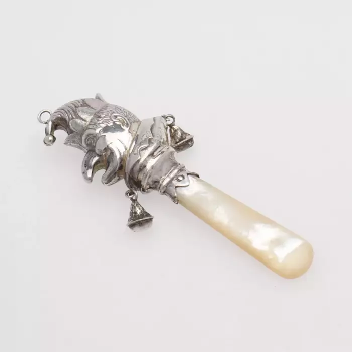 Hochet anglais en argent 
