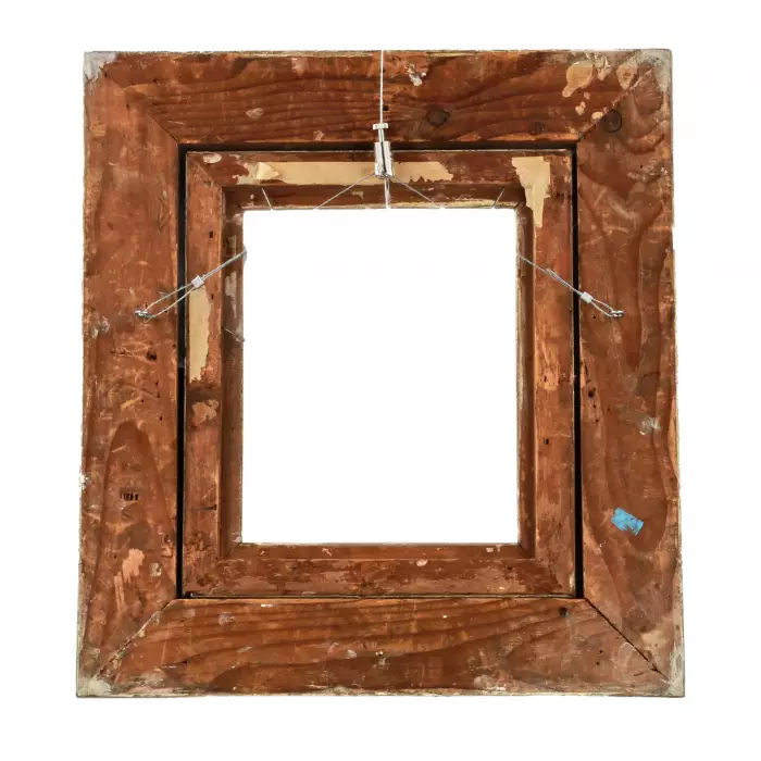 The frame is classic. 
