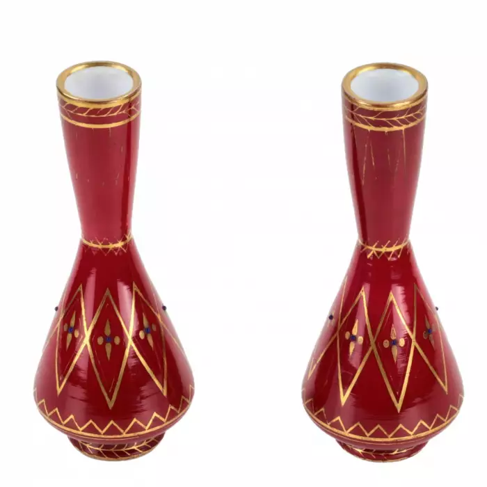 Une paire de vases de la verrerie imperiale. Milieu du 19e siècle.