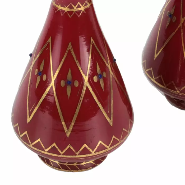 Une paire de vases de la verrerie imperiale. Milieu du 19e siècle.