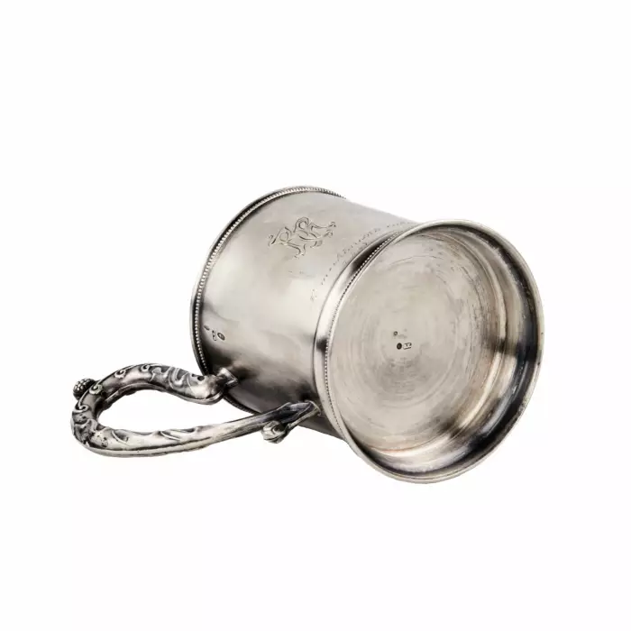 Dessous de verre en argent avec une troïka. Ivan Khlebnikov. 