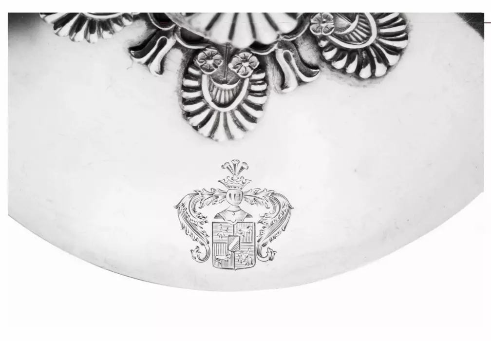 Bonbonnière en argent Empire russe, Saint-Petersbourg, atelier Axel Hedlund. Tournant du 1819e siècle