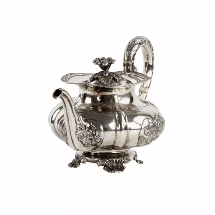 Русский серебряный чайник. Рига. 1844 год.