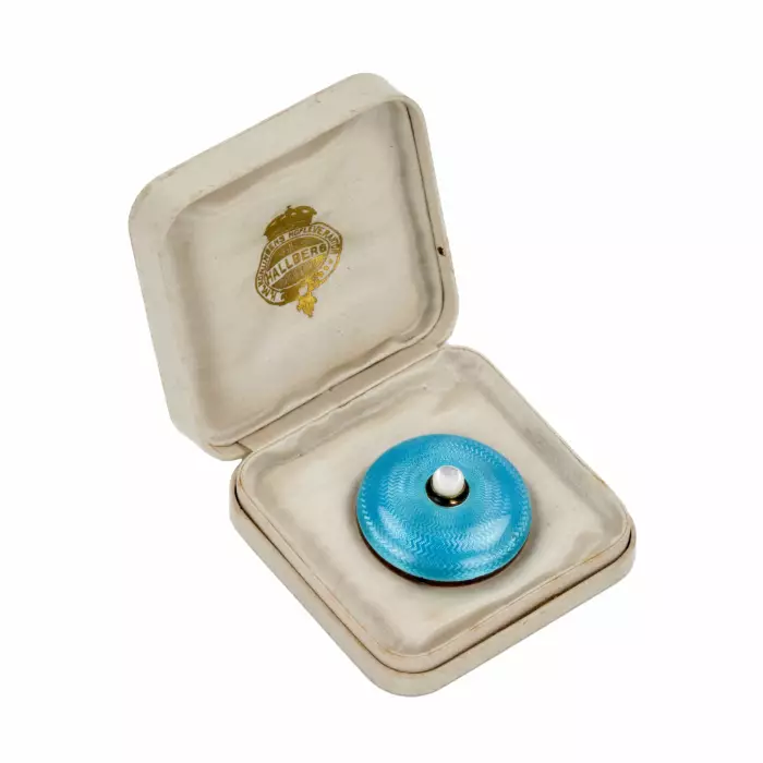 Bouton d`appel d`appel, decore d`email guilloche. 1920 