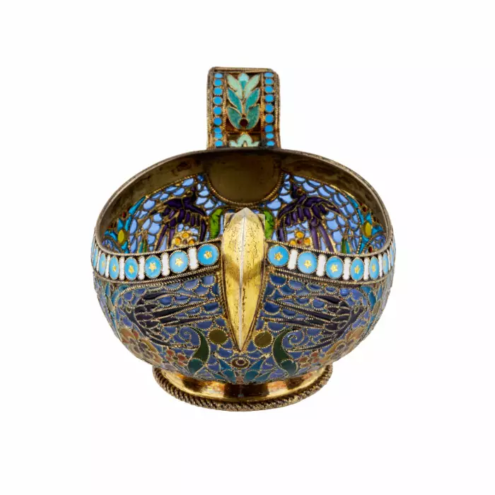 PAVEL OVCHINNIKOV. SILVER KOVSH WITH STAINED GLASS ENAMEL. MOSCOW, 1899–1908