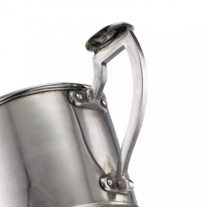Sous-verre en argent avec peinture de l`atelier de Khlebnikov.1878 