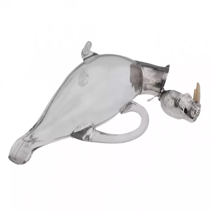 Original silver victorian jug in the shape of a walrus. London 1881 
