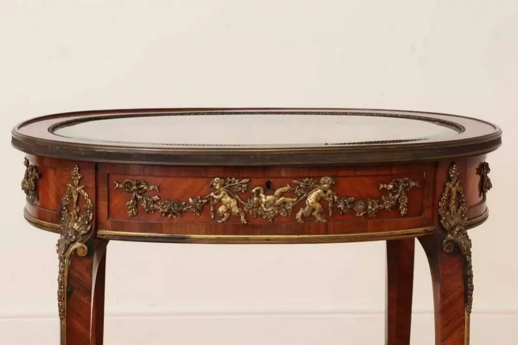 Showcase in the style of François Linke around 1900 