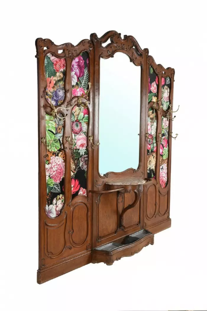 Hanger with mirror. France, late 19th century.