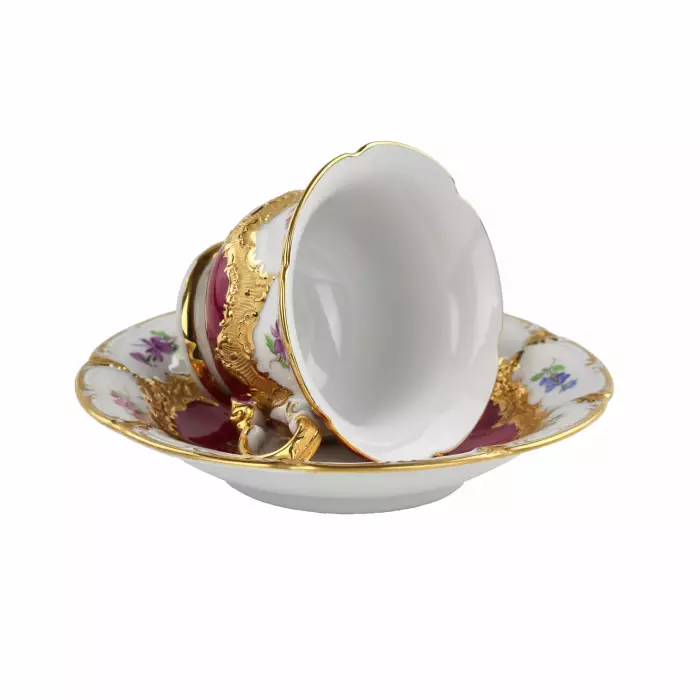 Meissen - paire de porcelaine B-Form pour moka. 