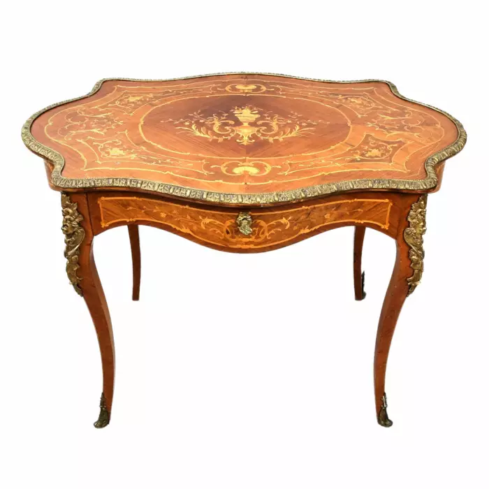 Table in Neorococo style. 