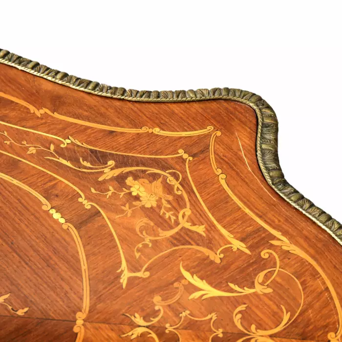 Table in Neorococo style. 