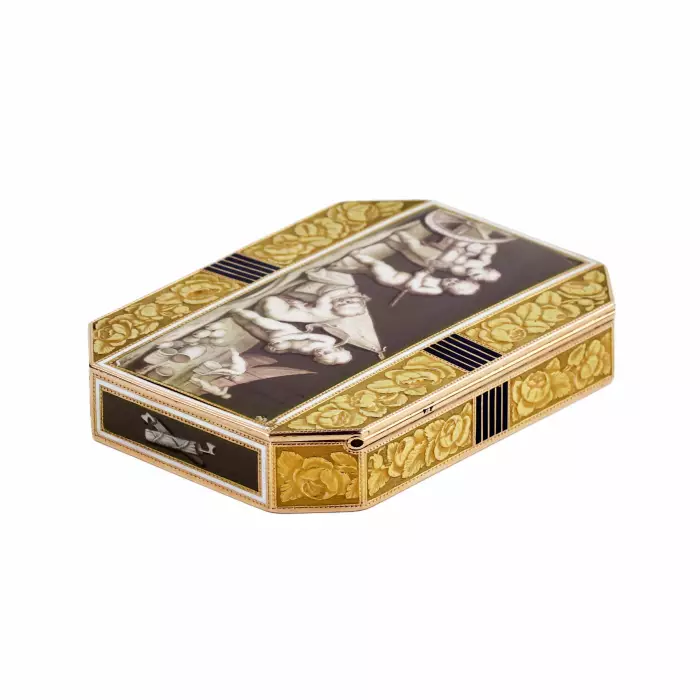 FRENCH GOLD SNUFFBOX WITH ENAMEL GRISAILLE “MILITARY GAMES OF PUTTI” FRANCE, EMPIRE PERIOD, FIRST QUARTER OF THE 19TH CENTURY